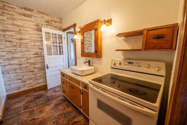 N7404 County Road G, Beaver Dam, WI 53916