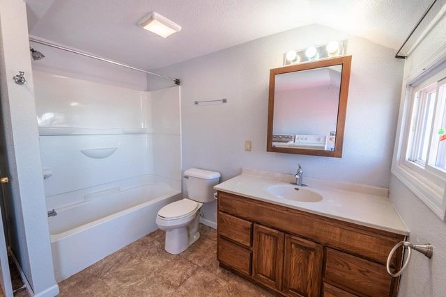 N7404 County Road G, Beaver Dam, WI 53916