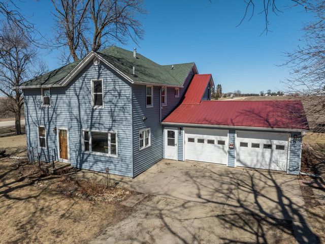 N7404 County Road G, Beaver Dam, WI 53916