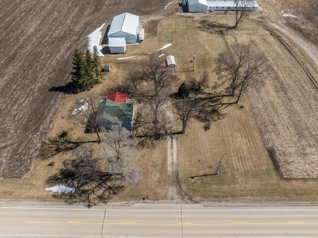N7404 County Road G, Beaver Dam, WI 53916