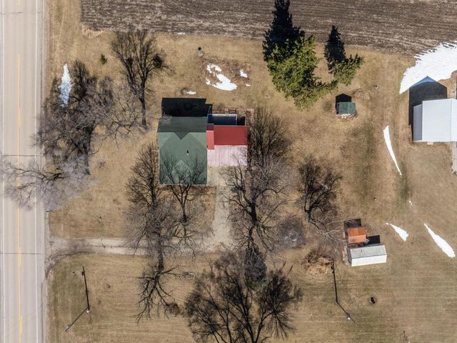 N7404 County Road G, Beaver Dam, WI 53916