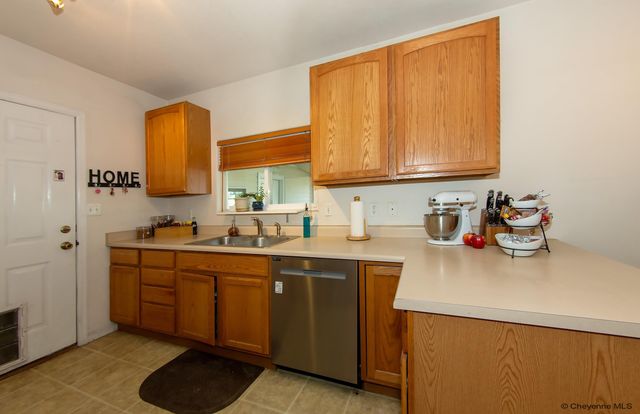 409 E 7TH ST, Cheyenne, WY 82007