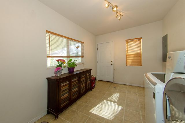 409 E 7TH ST, Cheyenne, WY 82007
