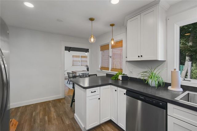 14 Salem Drive, North Providence, RI 02904