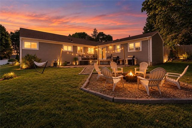 14 Salem Drive, North Providence, RI 02904
