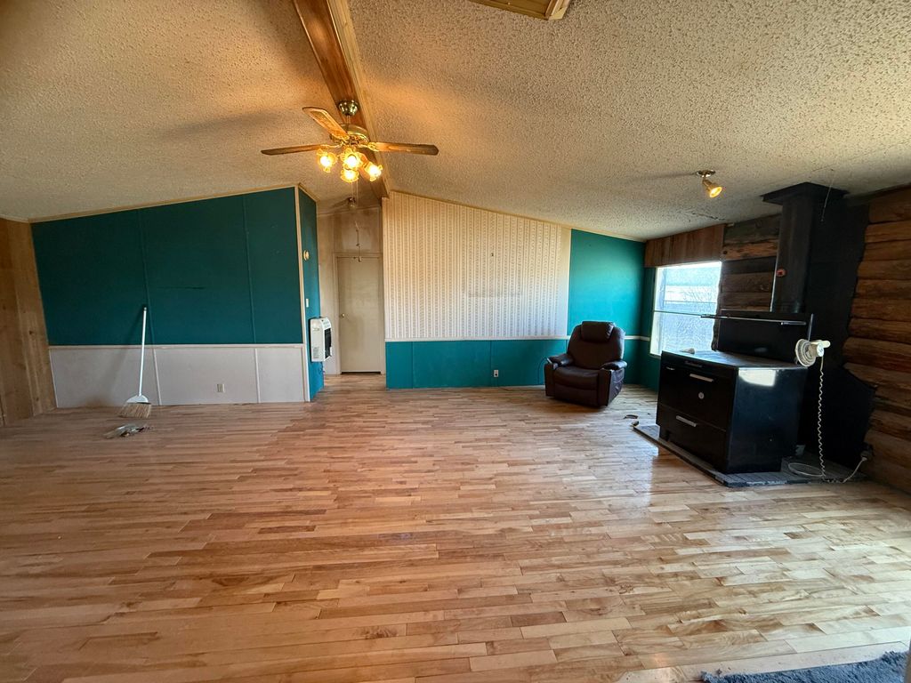 Image 20 of property listing at 250 Frontier Trail, Datil, NM 87821