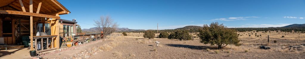 Image 9 of property listing at 250 Frontier Trail, Datil, NM 87821