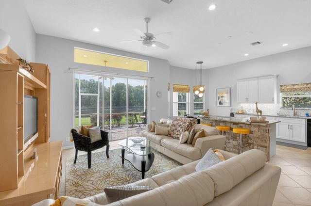 8208 Parini Way, Lake Worth, FL 33467