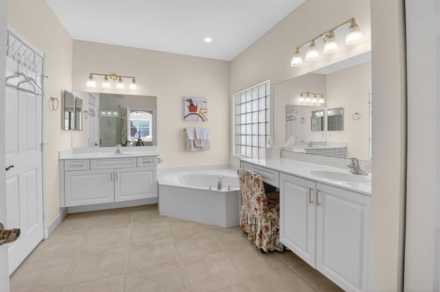 8208 Parini Way, Lake Worth, FL 33467