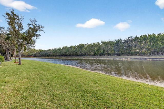 8208 Parini Way, Lake Worth, FL 33467