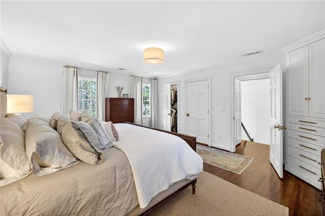 900 Hawick Drive NW, Atlanta, GA 30327