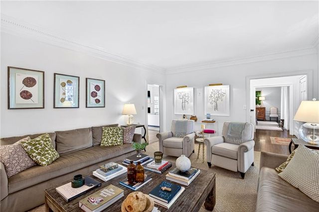 900 Hawick Drive NW, Atlanta, GA 30327