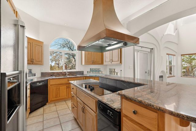 11311 San Bernardino Drive NE, Albuquerque, NM 87122