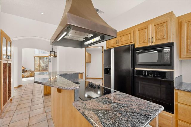 11311 San Bernardino Drive NE, Albuquerque, NM 87122