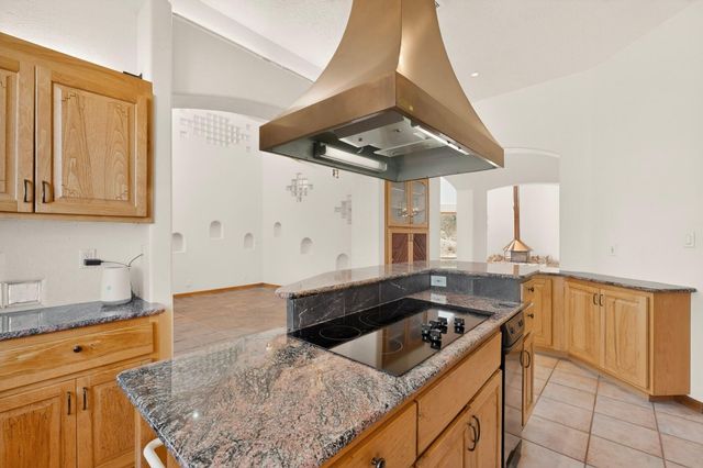 11311 San Bernardino Drive NE, Albuquerque, NM 87122