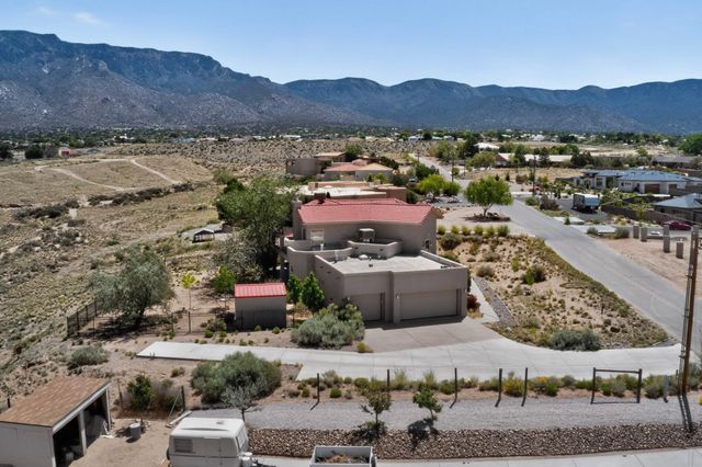 11311 San Bernardino Drive NE, Albuquerque, NM 87122