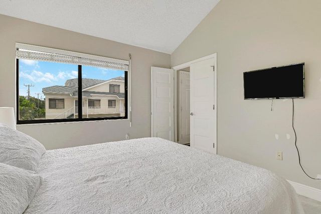 360 Bella Vista Court N 60, Jupiter, FL 33477