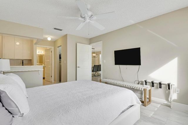 360 Bella Vista Court N 60, Jupiter, FL 33477