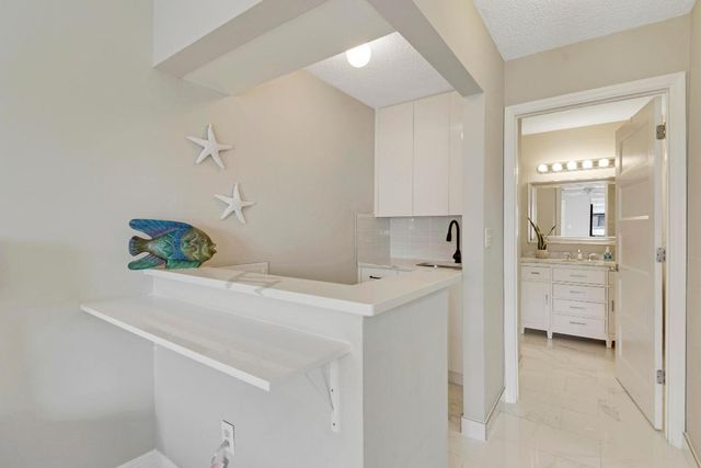 360 Bella Vista Court N 60, Jupiter, FL 33477