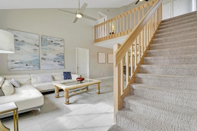 360 Bella Vista Court N 60, Jupiter, FL 33477