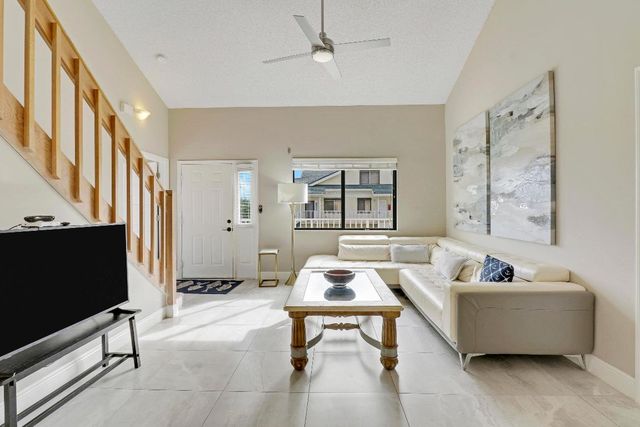 360 Bella Vista Court N 60, Jupiter, FL 33477