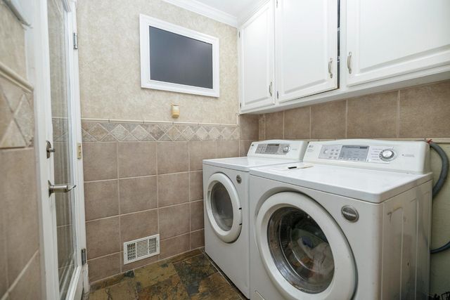 413 Redford Ln, Modesto, CA 95350