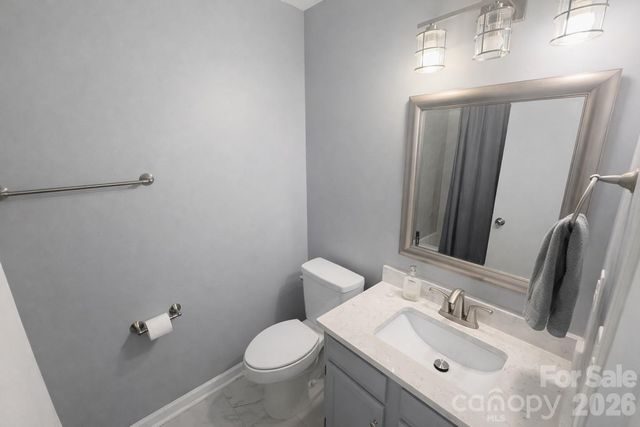 6106 Meadow Rose Lane, Charlotte, NC 28215