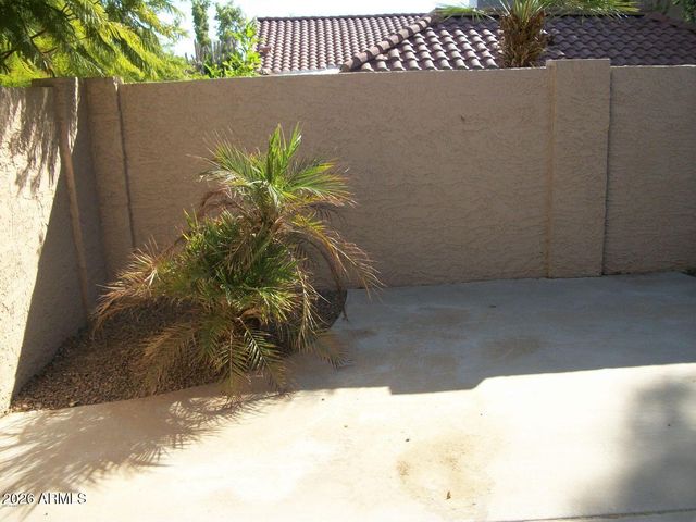 12421 S ONEIDA Court, Ahwatukee, AZ 85044