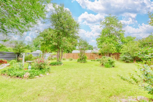 701 E Jacob Street, Pilot Point, TX 76258
