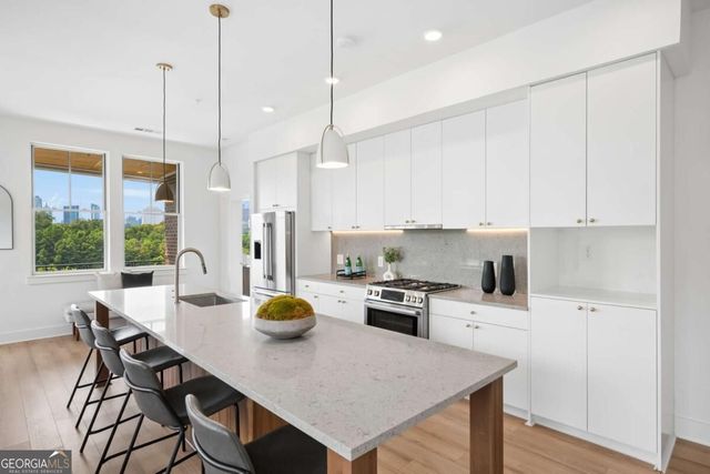 675 Drewry Street NE 402, Atlanta, GA 30306