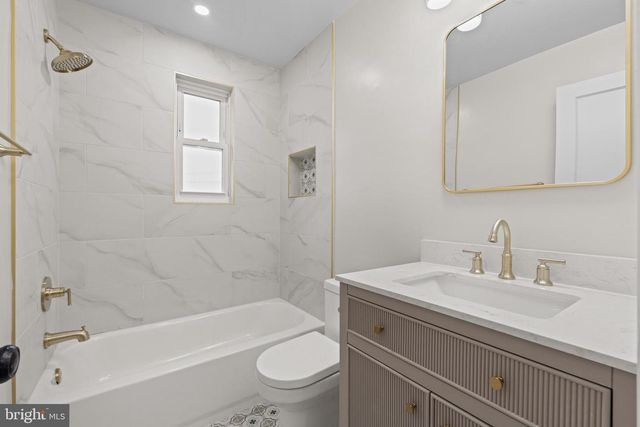 340 WESMOND DR, Alexandria, VA 22305