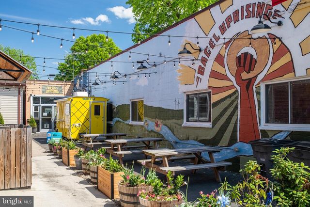 340 WESMOND DR, Alexandria, VA 22305