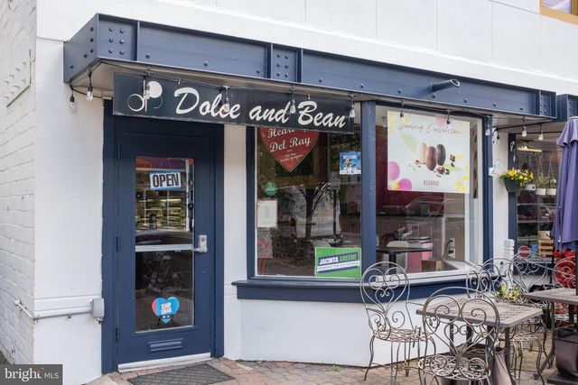 340 WESMOND DR, Alexandria, VA 22305