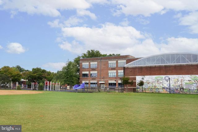 340 WESMOND DR, Alexandria, VA 22305