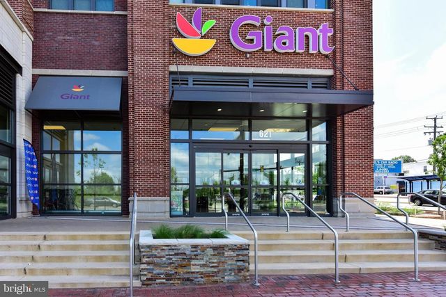 340 WESMOND DR, Alexandria, VA 22305