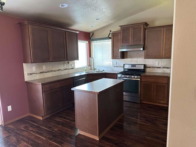 9211 E FRASER Ct, Spokane, WA 99206