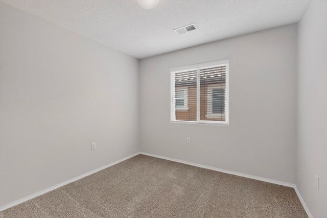 601 Menaul Boulevard NE UNIT 302, Albuquerque, NM 87107