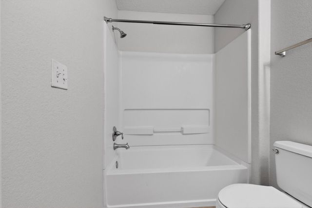 601 Menaul Boulevard NE UNIT 302, Albuquerque, NM 87107