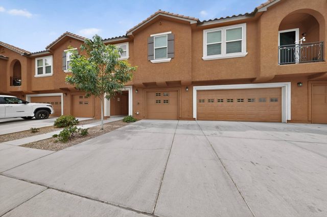 601 Menaul Boulevard NE UNIT 302, Albuquerque, NM 87107