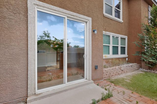 601 Menaul Boulevard NE UNIT 302, Albuquerque, NM 87107
