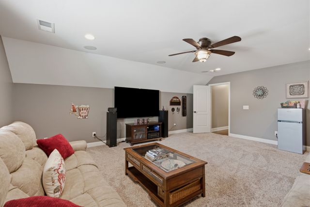 1005 Vinings Blvd, Gallatin, TN 37066