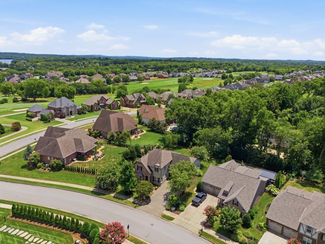 1005 Vinings Blvd, Gallatin, TN 37066
