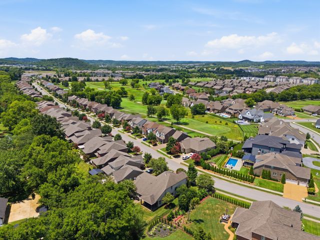 1005 Vinings Blvd, Gallatin, TN 37066