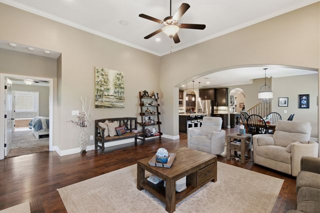 1005 Vinings Blvd, Gallatin, TN 37066