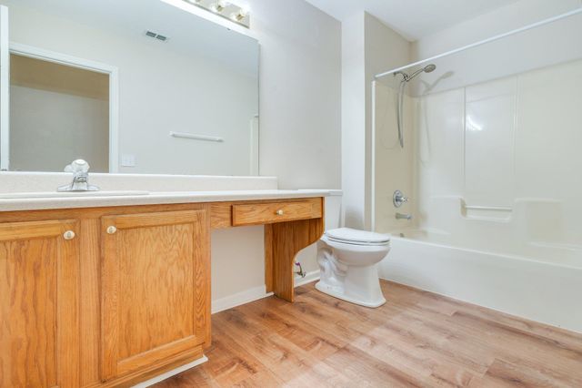 21625 Bloxham Cutoff, Tallahassee, FL 32310