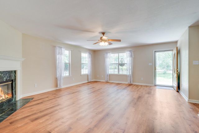 21625 Bloxham Cutoff, Tallahassee, FL 32310