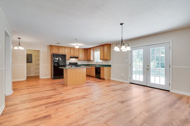 21625 Bloxham Cutoff, Tallahassee, FL 32310