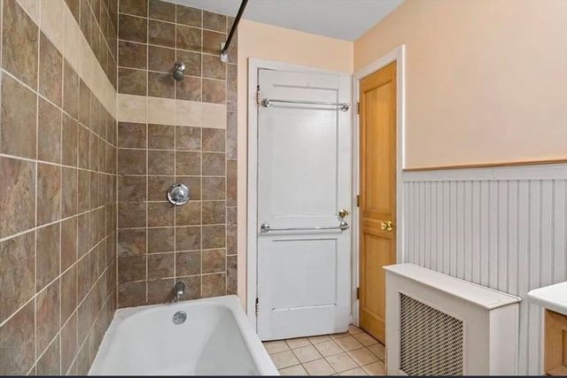 34 Hawthorne St, North Attleboro, MA 02760