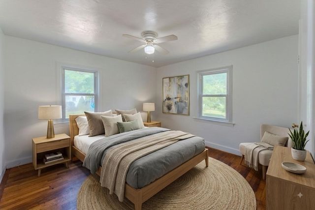 34 Hawthorne St, North Attleboro, MA 02760