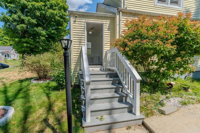 34 Hawthorne St, North Attleboro, MA 02760